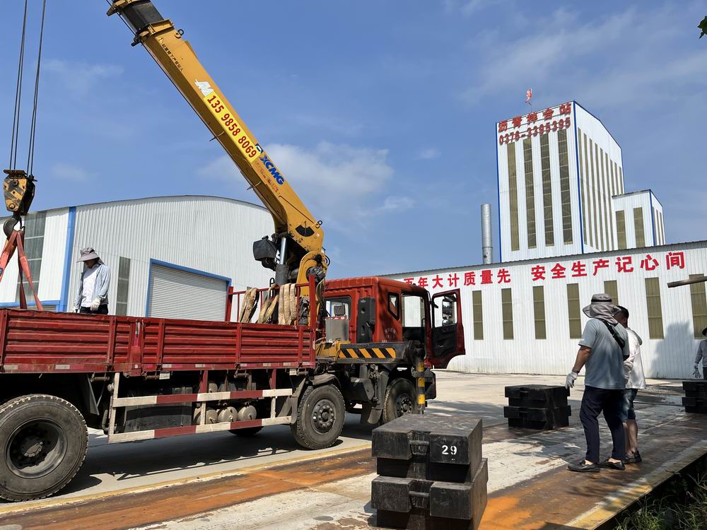 河南永和建設(shè)集團(tuán)安全生產(chǎn)系列報(bào)道——公司地磅計(jì)量檢定工作順利完成